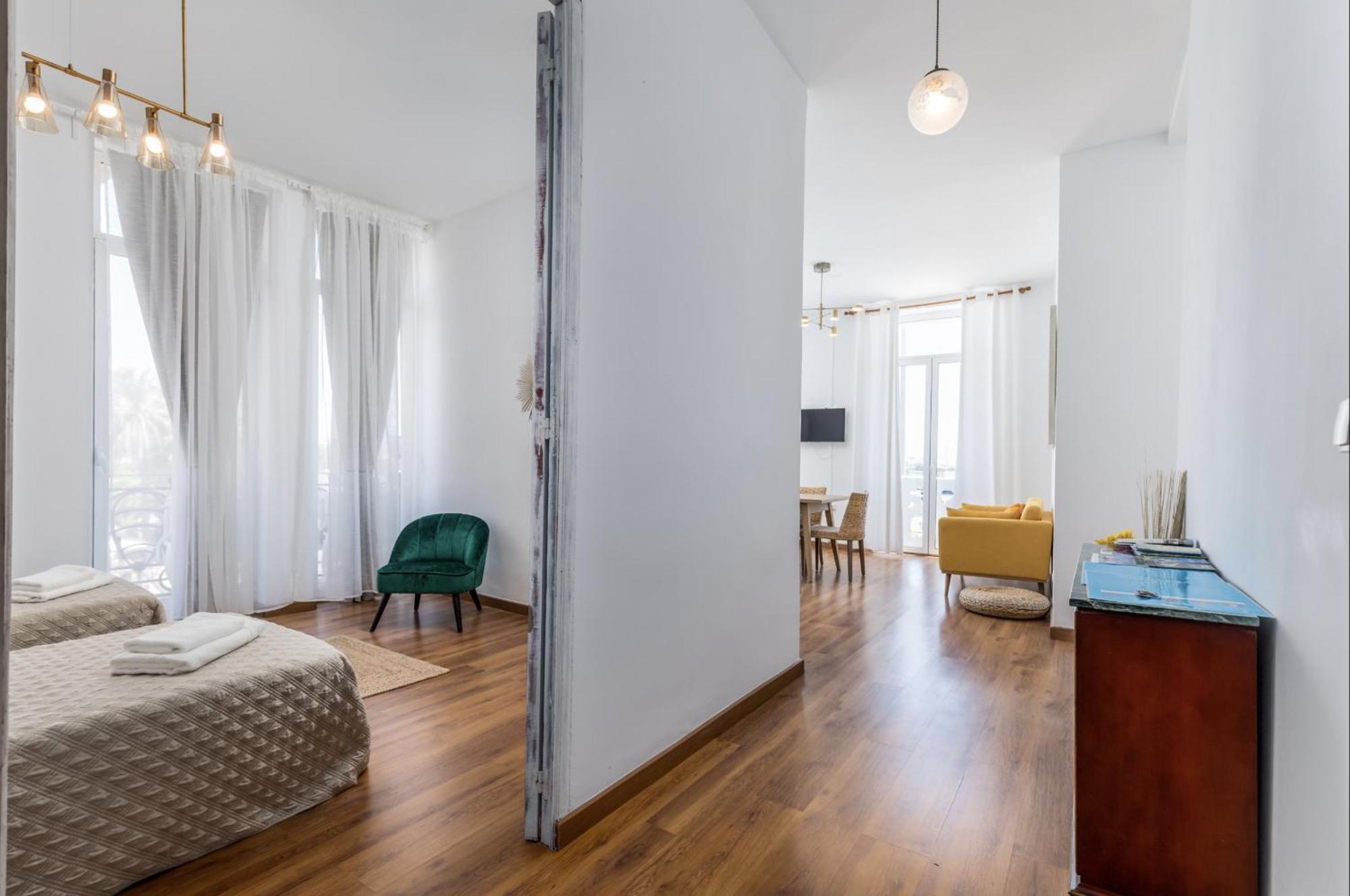 ולנסיה New Calabuig Apartaments מראה חיצוני תמונה